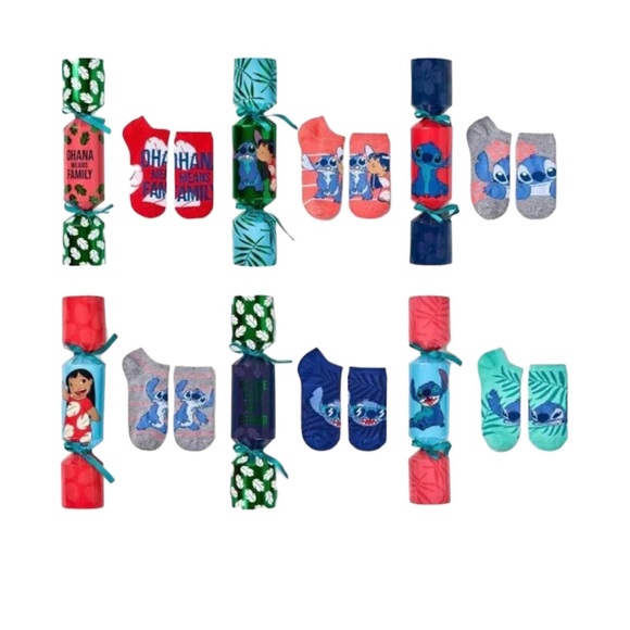 BNIB Disney Surprise Cracker Sock Set (6 crackers with sock- Lilo & Stitch) - Picture 3 of 3
